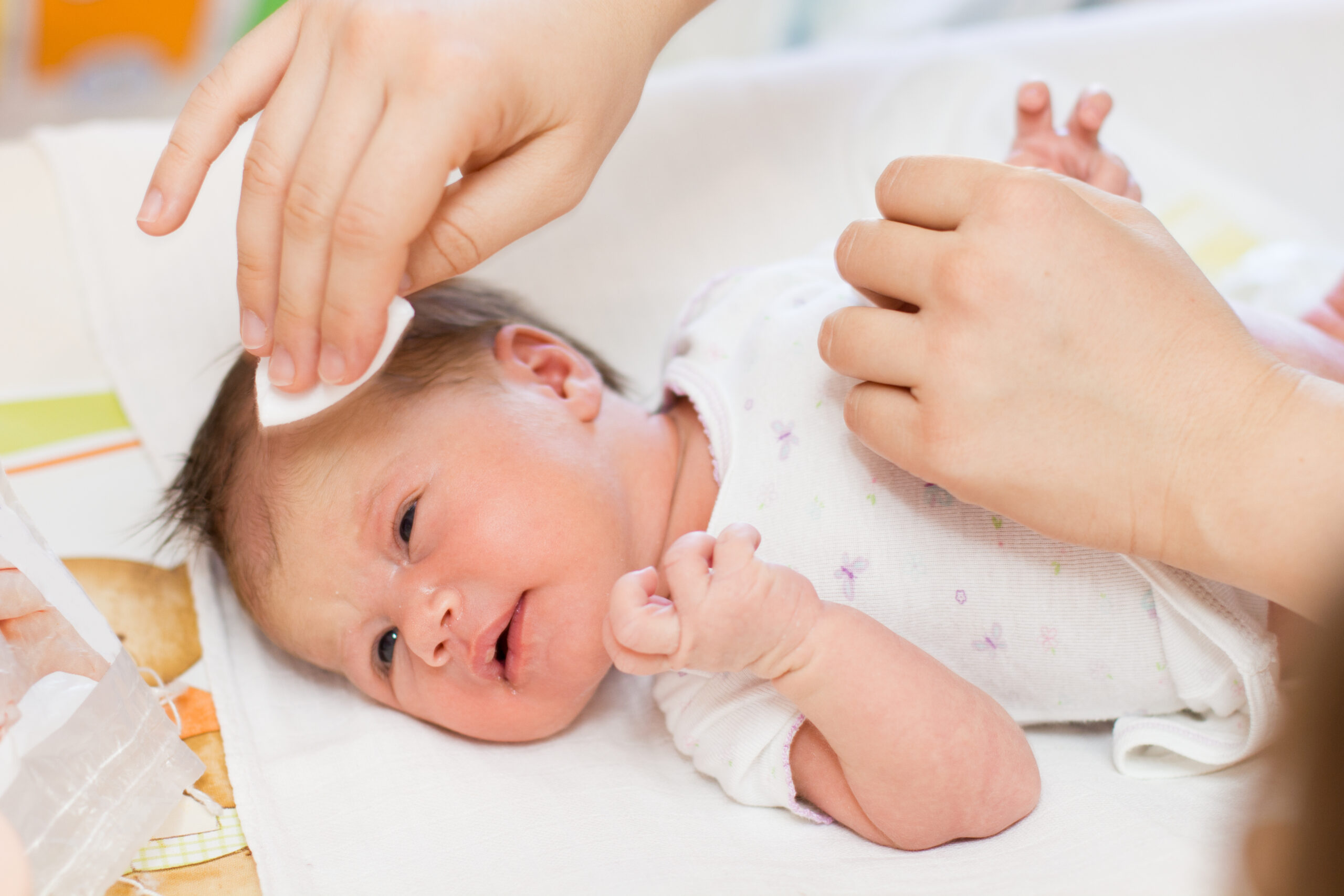 8 consejos básicos para cuidar la piel de los bebés