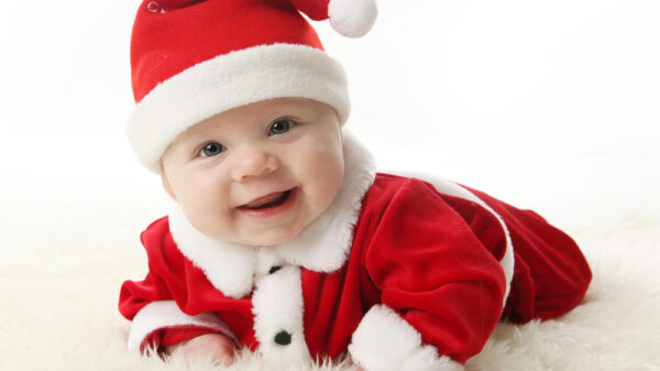 Bebé con traje de Santa Clos