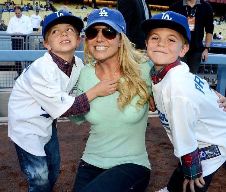 Britney Spears reclama a sus hijos: “Ya no creo en Dios después de ver cómo me han tratado”