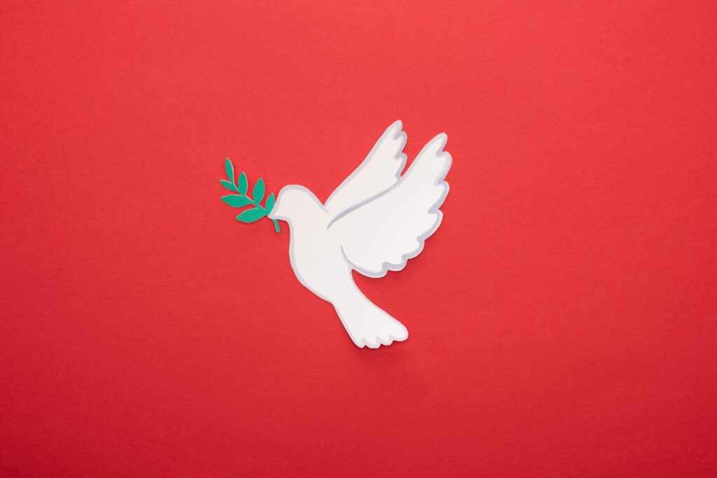 La paloma representa la paz.