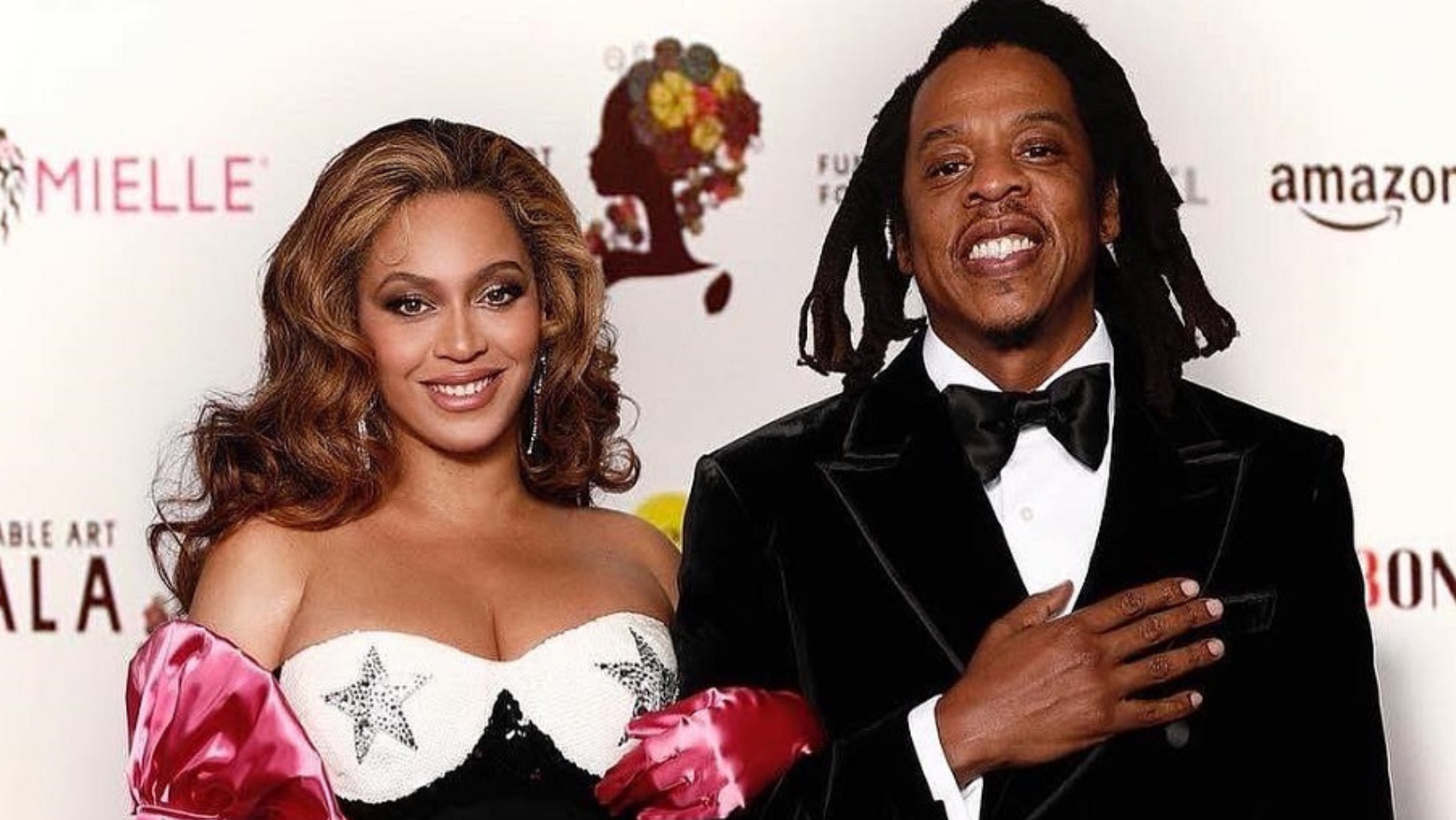 La hija de Beyoncé y Jay-Z ofrece 80 mil dólares por aretes en subasta