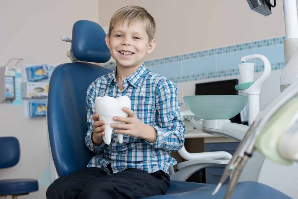 Evitemos problemas dentales en nuestros niños en la etapa de 5 a 8 años. 