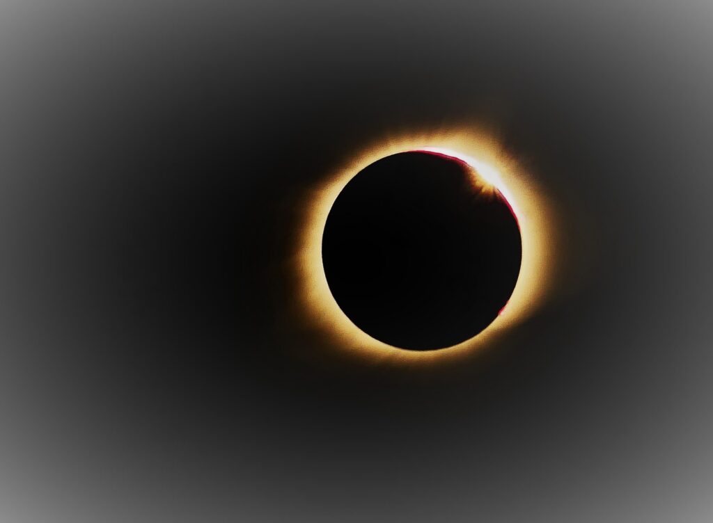 eclipse solar 2023 para niños
